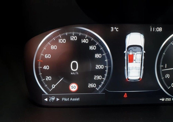 Volvo V60 Cross Country cena 124900 przebieg: 123961, rok produkcji 2020 z Warszawa małe 742